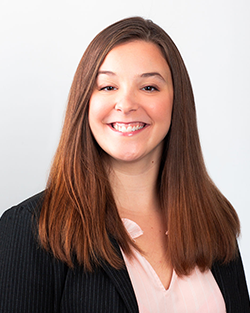 headshot of Melanie Dambeck